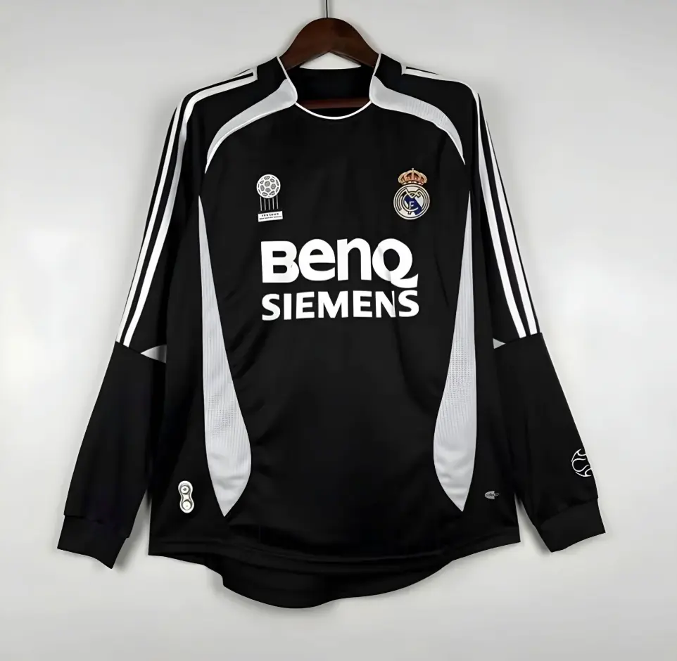 Real Madrid 2006/07 Black Goalkeeper Jersey – Full Sleeves (Embroidery) (M)