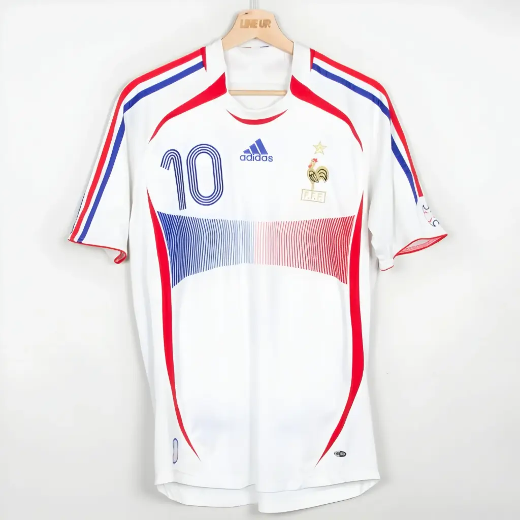 France 2006–08 Away Jersey |Retro Football Kit ( Master Quality)